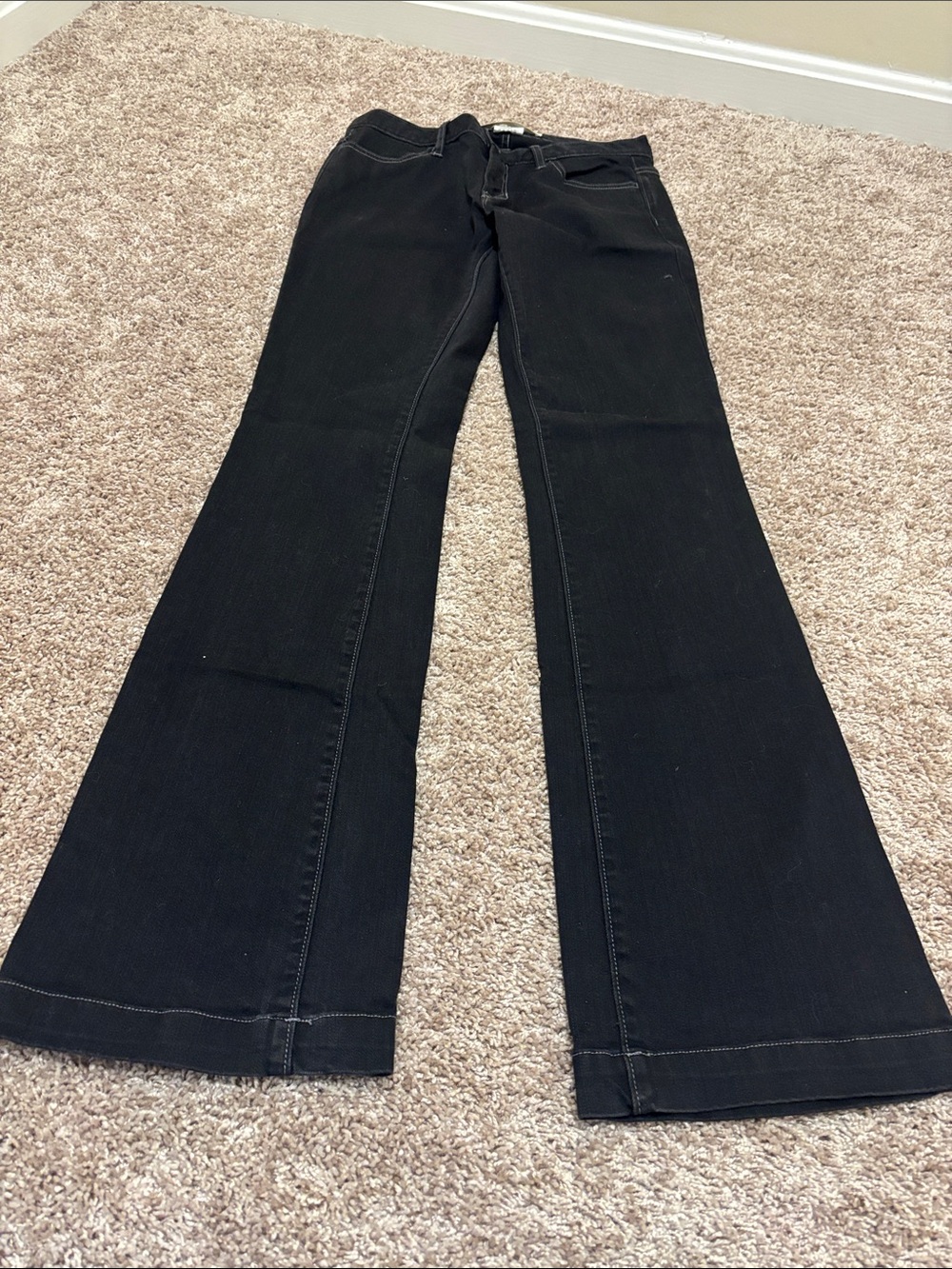 Black Women's Flared Jeans - Classic High-Rise Style Gap And Lean Vintage